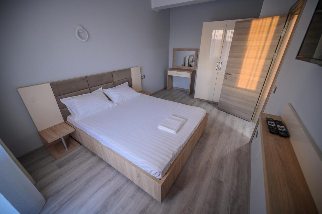 Wida Apartaments Mamaia Nord Năvodari Exteriör bild